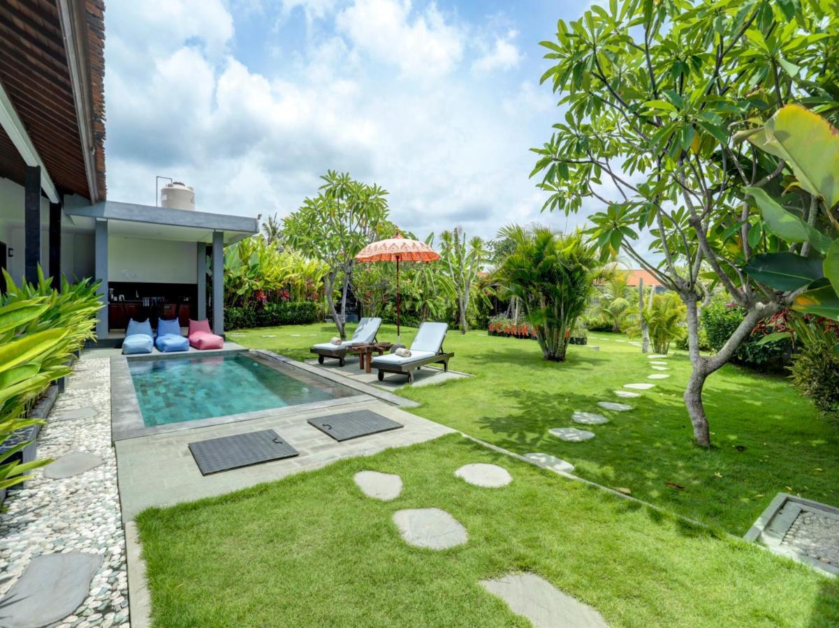Oyo 90116 Carik Bali Guest House Canggu Exterior foto